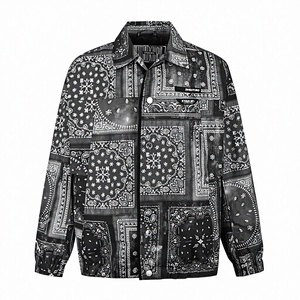 Chaqueta de invierno para hombre, extragrande, ecológica, cortavientos, con forro polar, cuello alto, estilo bandana, patchwork, bordada, tipo coach, frontal negro - Product Image 1