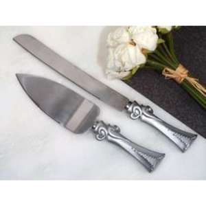 Serveur à gâteau en métal décoratif d'aspect premium avec un design de poignée élégante pour les anniversaires de mariage et les rassemblements formels - Product Image 5