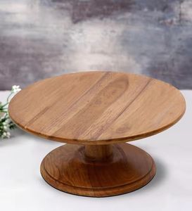 Présentoir à gâteaux en bois naturel, associé à un cutter en bois assorti et à des outils de service pour un dessert élégant - Product Image 5