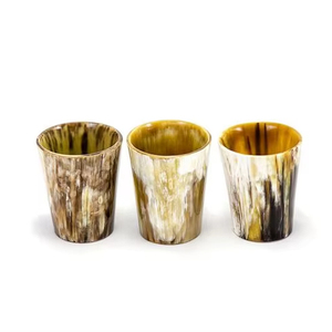 Vente en gros de verre naturel en corne naturelle sculptée à la main pour vin bière eau maison restaurant hôtel inspiré de l'Inde - Product Image 1