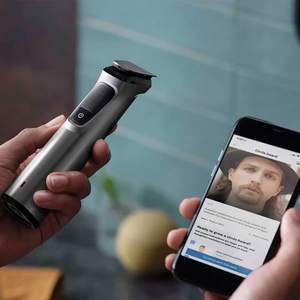 Tondeuse et rasoir multi-usages 16-en-1 Série 7000 pour visage et corps avec fonction ionique pour lisser, boucler, sécher et coiffer - Product Image 5