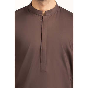 Kurta/Kurti de Verano para Hombre, Corte Regular, 100% Algodón, Color Marrón, Estilo SK-STY25-020, Ropa Oriental India y Pakistaní - Product Image 2