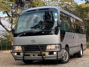 NOUVELLES ARRIVÉES 2024 – BUS COASTER RHD REMISE EN BON ÉTAT, MODÈLE <4L DIESEL, SIÈGES EN CUIR, TRANSMISSION AUTOMATIQUE, 6 PLACES, LIVRAISON GRATUITE - Product Image 2