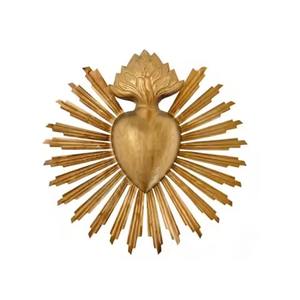 Milagros de Metal con Acabado Dorado, Sagrado Corazón con Diseño de Sol Radiante, para Colgar en la Pared de la Iglesia o el Hogar - Product Image 4