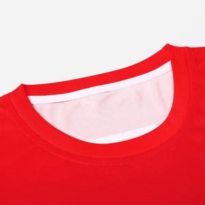 Conception OEM Fourniture d'usine Vêtements Tissu Respirant Uniforme de Football Personnalisé Fabriqué au Pakistan - Product Image 3