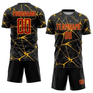 Vente en gros Ensemble de costumes de football personnalisés, Usine personnalisée Costume d'entraînement de football, Vente en gros de costumes de football originaux - Product Image 1