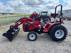Tractor agrícola CASE IH FARMALL 25A, cortacésped, tracción en las 4 ruedas, maquinaria agrícola grande, motor potente, rendimiento eficiente - Product Image 2
