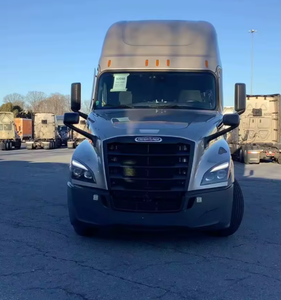 Nuevo Cascadia 2024 USADO - 72 con Techo Elevado y Doble Cama Plegable Detroit - Product Image 6