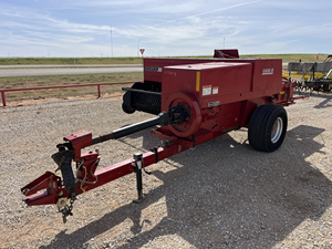 เครื่องอัดฟางสี่เหลี่ยมขนาดเล็ก Case IH SBX540 ราคาโรงงาน เครื่องอัดฟางสี่เหลี่ยมสำหรับการเกษตร อุปกรณ์อัดฟางหญ้าแห้งขนาดเล็ก ประสิทธิภาพสูง - Product Image 5