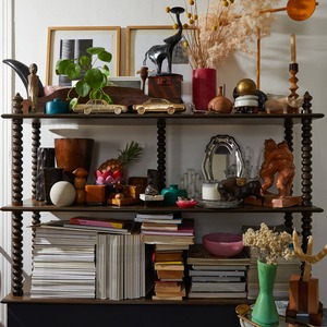 Vase à fleurs tourbillon bleu au design moderne, jardinière en résine époxy décorée en surface pour fleurs - Product Image 3