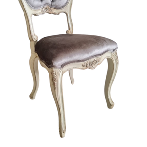 เก้าอี้รับประทานอาหารทำจากไม้สักคุณภาพดีสำหรับใช้ในห้องรับประทานอาหารที่มีการออกแบบสไตล์วินเทจคลาสสิกพร้อมกับโฟมนุ่ม - Product Image 6