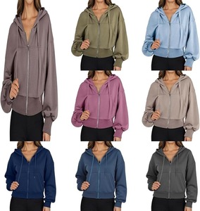 Veste d'entraînement épaisse pour femmes manches longues coupe décontractée saison d'hiver vêtements courts longueur couleurs personnalisées Logo piste - Product Image 1