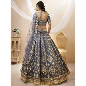 Magnifique Lehenga Choli en soie artificielle grise pour réception avec travail de miroir Robes de soirée pour femmes - Product Image 2