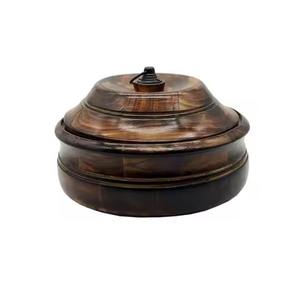 Cacerola de Diseño con Acabado Plateado y Tapa Dorada con Asa, Elegante Vajilla para Mesa de Comedor, Cocina, Fiestas y Uso Doméstico Moderno - Product Image 3