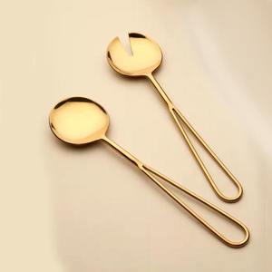 Ensemble de couverts 2 pièces de bonne qualité avec poignée en boucle Ensemble de service à salade disponible avec marque privée personnalisée - Product Image 1