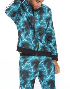 Survêtement streetwear personnalisé avec logo, ensemble 2 pièces zippé décontracté pour homme - Product Image 2