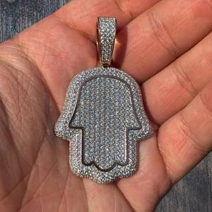 Colgante de Mano de Hamsa de Plata de Ley 925 con Incrustaciones de Diamantes de Moissanita Micro Pavé, Símbolo de Protección - Product Image 6