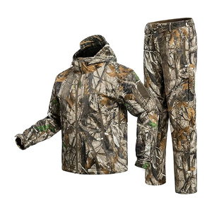 Combinaison de chasse camo légère avec tissu respirant pour les zones forestières et montagneuses - Product Image 1