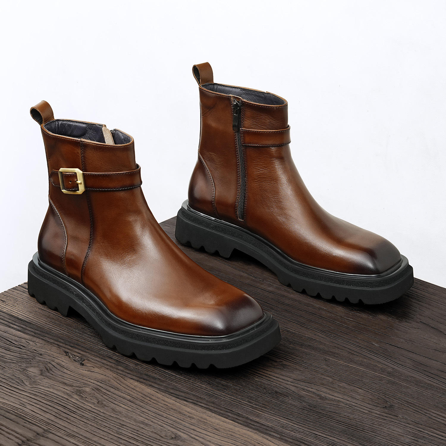 สีน้ำตาล