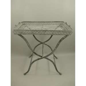 Bandeja de vidrio de inspiración vintage y bandeja de servicio con marco de metal con acabado plateado pulido forma y tamaño personalizados a buen precio - Product Image 1