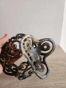 Bol décoratif en métal de créateur Pièce maîtresse de présentation de fruits élégants faits à la main pour table à manger, cuisine ou salon - Product Image 5