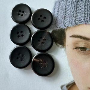 Botón Natural de Cuerno de Búfalo al por Mayor, Acabado en Blanco para Accesorios de Ropa, Alta Calidad - Product Image 3