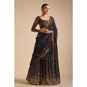 ชุดเลเฮนกาโชลีงานแต่งงานผ้าจอร์เจตต์เนื้อหนา พร้อมงานปักเลื่อม ชุดเสื้ออินเดียแบบมีซับใน สามารถปรับแต่งได้ นำเข้าจากอินเดีย - Product Image 1