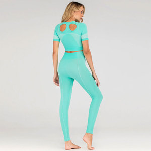 Conjuntos de yoga con estilo transpirable de material de alta calidad con servicios OEM de color Conjuntos de Yoga de precio razonable para damas - Product Image 5