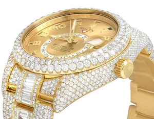Montre pour homme plaquée or jaune 18 carats avec diamants moissanite brillants, design hip-hop glacé, mouvement à quartz fiable et s - Product Image 2