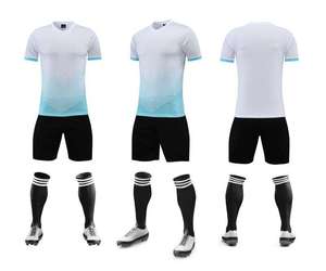 Conjunto de uniforme de fútbol sublimado de alta calidad a granel con características de secado rápido transpirables antibacterianas de poliéster 100% para todas las estaciones - Product Image 6