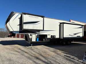 รถบ้านมือสองปี 2022 ยี่ห้อ K-e-y-s-t-o-ne รุ่น M-o-n-t-a-na High Country 331RL ประสิทธิภาพสูง พร้อมขาย - Product Image 3