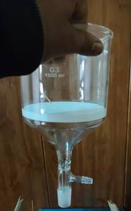 Entonnoir en verre borosilicate MAYALAB 1000 ml avec disque filtrant fritté, largeur de sortie 10 mm, joint intérieur pour laboratoire sous vide - Product Image 2