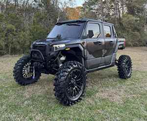 Polaris Xpedition 1000 XP Crew Northstar Ultimate 2025 - Product Image 1