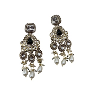 2025 meilleures boucles d'oreilles au prix de gros de l'Inde très bonne qualité dernière conception - Product Image 1