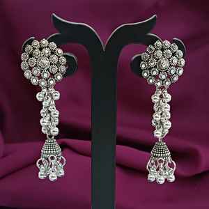 Boucles d'oreilles traditionnelles indiennes Tribal oxydé boule florale longue Jhumka Jhumki boucle d'oreille indien grossiste bijoux pour femmes - Product Image 3