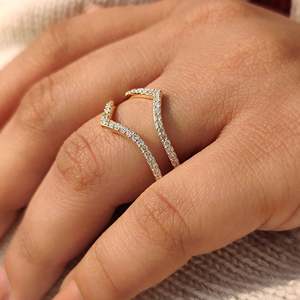 Handmade Fine Jewelry Round VS Clarity Diamond Enhancer V Shaped <b>Wedding</b> Band with <b>Cushion</b> Cut Gemstone <b>Rings</b> Inlaid Setting - Product Image 2