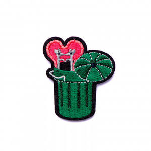 Patch de broderie Chenille lettre patchs brodés pour chapeau Patch brodé en forme de lettre personnalisé 3D - Product Image 3