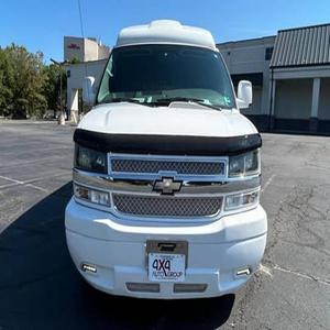 CHEVROLET EXPRESS 1500 EXPLORER CONVERSION VAN 2010 D'OCCASION CÔTÉ GAUCHE/DROIT - Product Image 1