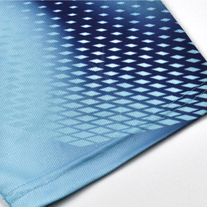 Uniforme de football pour hommes de vente directe d'usine 100% polyester Design personnalisable léger et respirant fabriqué au Pakistan - Product Image 5