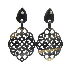 Conjunto de aretes de cuerno inspirados en la moda clásica para mujer de alta demanda del exportador indio Perla de moda 2 piezas a la venta a granel - Product Image 2