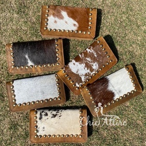Portefeuille en cuir de vachette véritable fait à la main femmes portefeuille mince en cuir véritable fermeture éclair pochette sac à main vache impression sac à main portefeuille cadeaux pour elle - Product Image 1