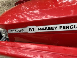 รถแทรกเตอร์ Massey Ferguson GC2400 4x4 รุ่นใหม่ ราคาประหยัด กำลัง 110-120 แรงม้า ขับเคลื่อน 4 ล้อ พร้อมเครื่องปรับอากาศ และรถตักหน้า - Product Image 2