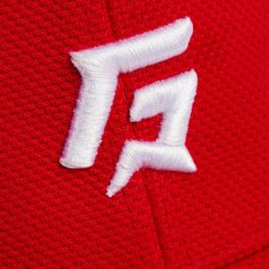 Gorra Deportiva Transpirable con Logotipo Rojo - Product Image 3
