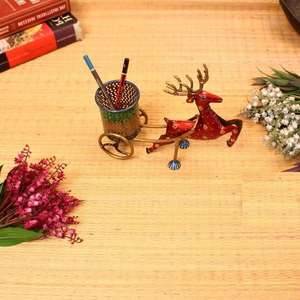 Nuevo Organizador de Escritorio con Diseño de Reno para Suministros de Escritura, Espacio de Estudio y Uso en Mesa de Oficina - Product Image 2