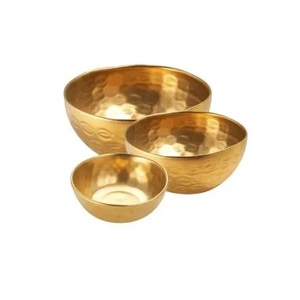 Bol à salade en laiton de taille personnalisée de haute qualité Bol à crème glacée en métal coulé de couleur or pour hôtels à moindre coût avec polonais - Product Image 5