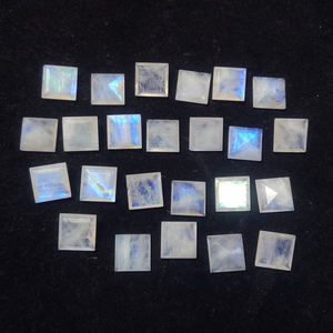Pierre de lune arc-en-ciel 16x16mm taille carrée pierres précieuses naturelles facette pour la fabrication de bijoux pierres lâches de meilleure qualité pour les concepteurs - Product Image 3