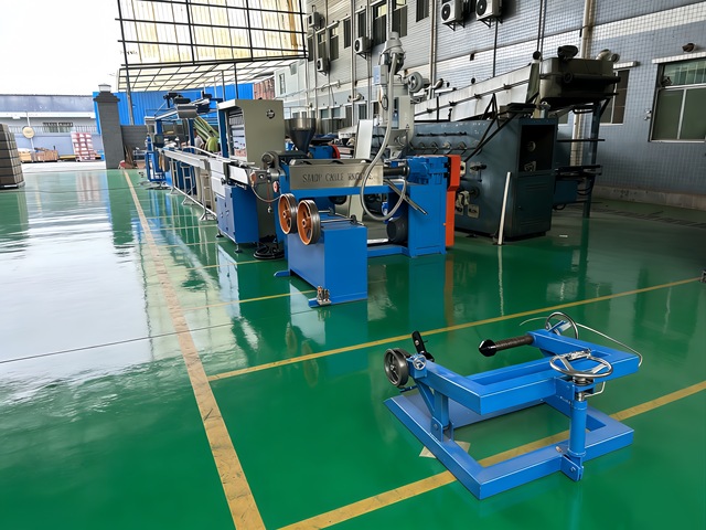 New or Used High Precision 50mm 60mm 70mm Plastic Cable Extruder Machine for Electronic Wire & Automotive Cable Production Line