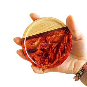 Posavasos de madera de resina epoxi de lujo de tendencia Utensilios de cocina ecológicos Patrón único Hecho en Vietnam - Product Image 2