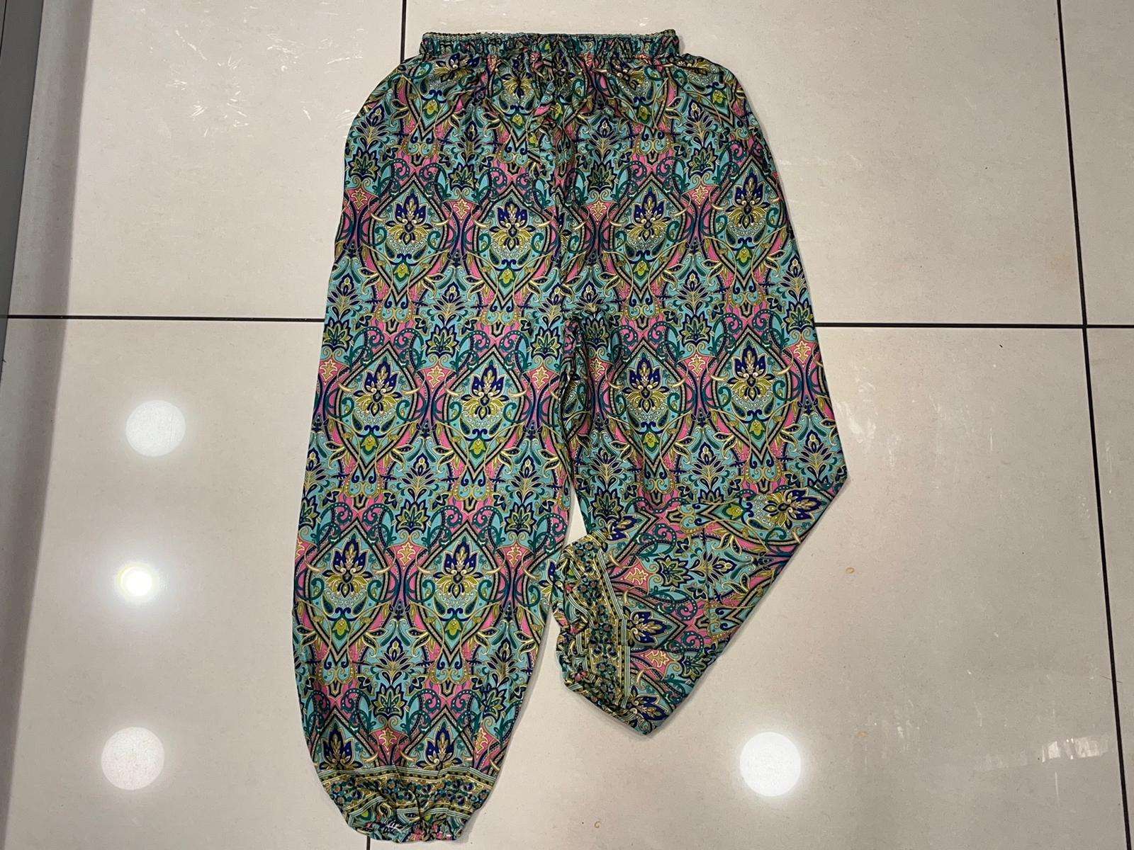 หลายภาพ