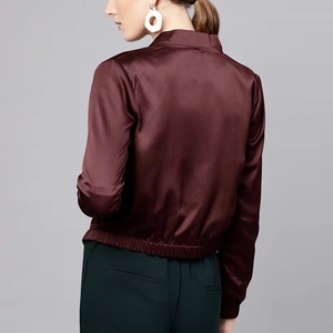 Chaqueta Bomber de satén para mujer Color sólido Mejor calidad con forro de nailon Premium Moda informal - Product Image 5